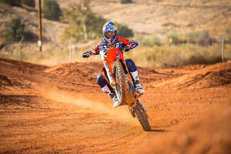 Marvin-Musquin-9.jpg