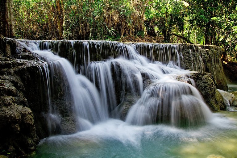 kuang-si-falls-463925_1920.jpg