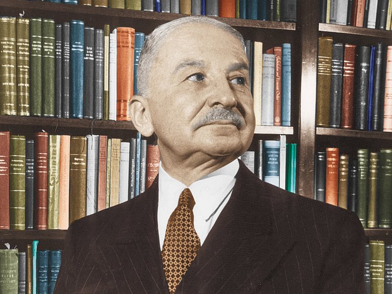 mises-library_dccf66f6.jpg