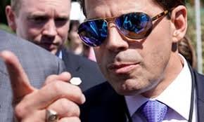 Scaramucci points finger.jpg