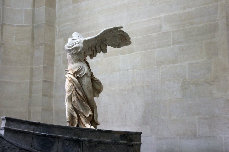 nike__the_victory_of_samothrace__by_fearless_frog-d7ufj7v.jpg