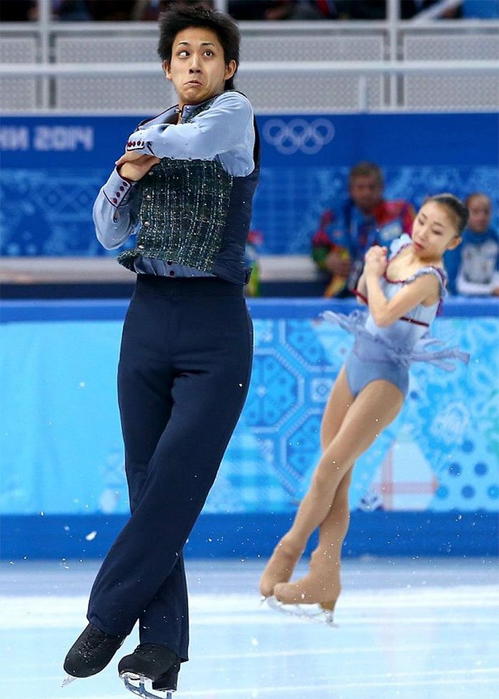 funny-olympic-figure-skating-faces-5a814330e453b__700.jpg