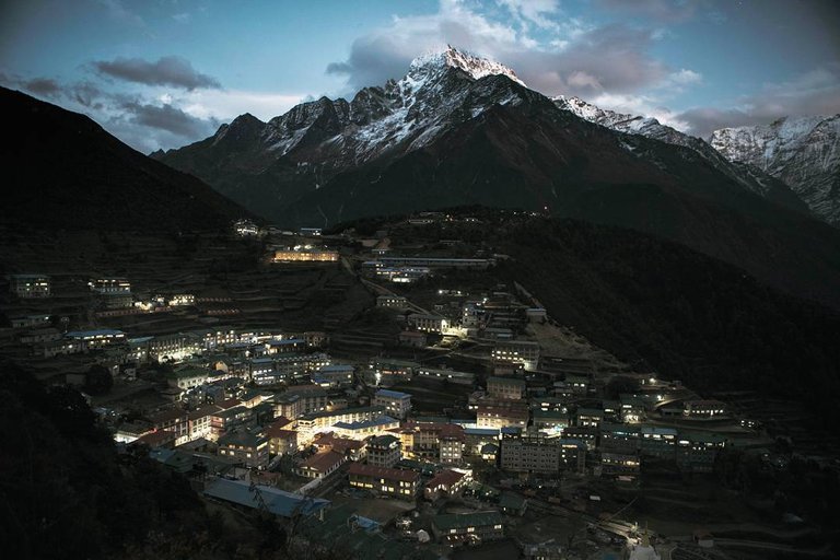 namche2.jpg