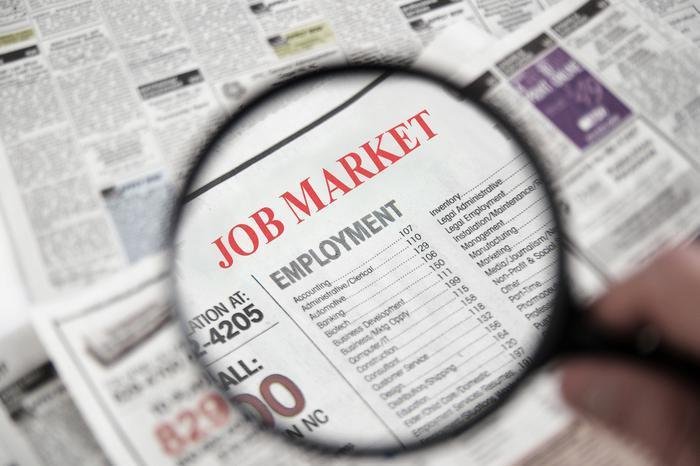 Job_Market__zimmytws_-_Fotolia-com_large.jpg