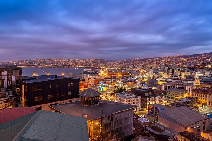 valparaiso_harbor_night_editorial_reduced1.jpg