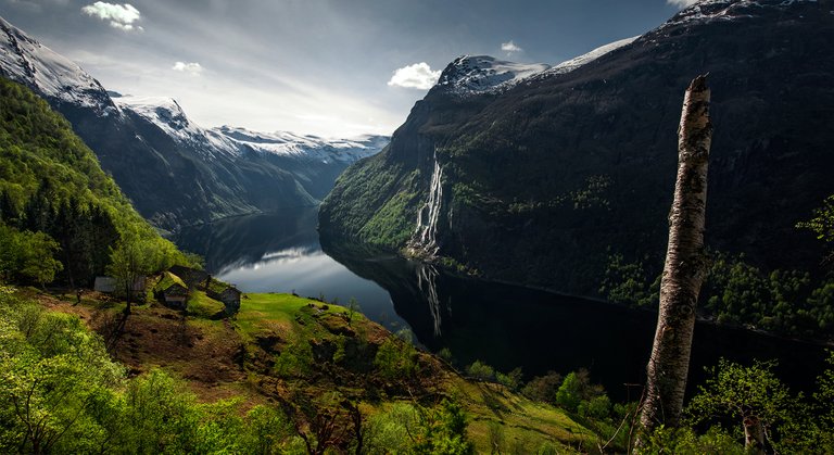 Green-fiord-(Norway).jpg