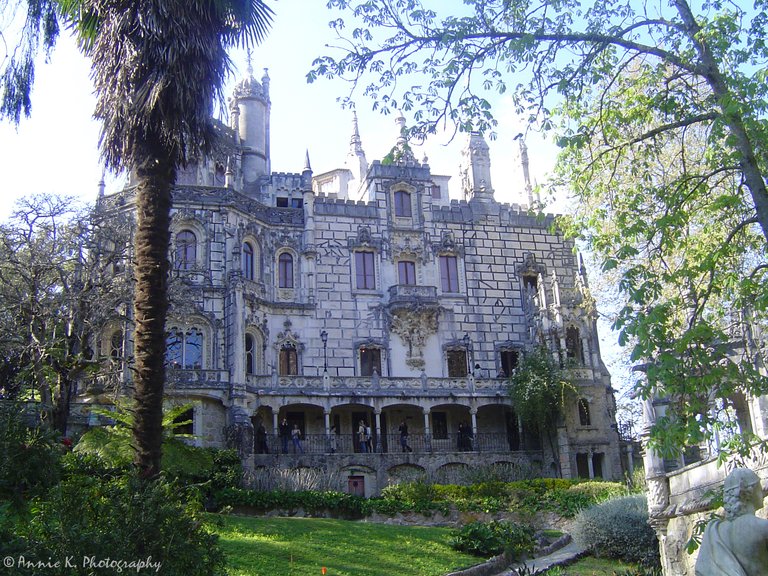 Quinta-da-Regaleira-Sintra.jpg