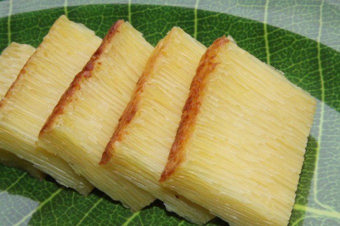 bika-ambon.jpg