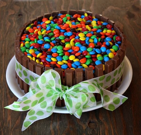 Kit-Kat-Cake-1.jpg