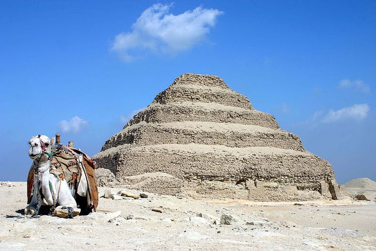 Saqqara_pyramid_ver_2 (1).jpg