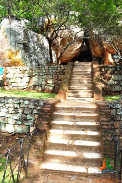 The-Boulder-Garden-1-.jpg