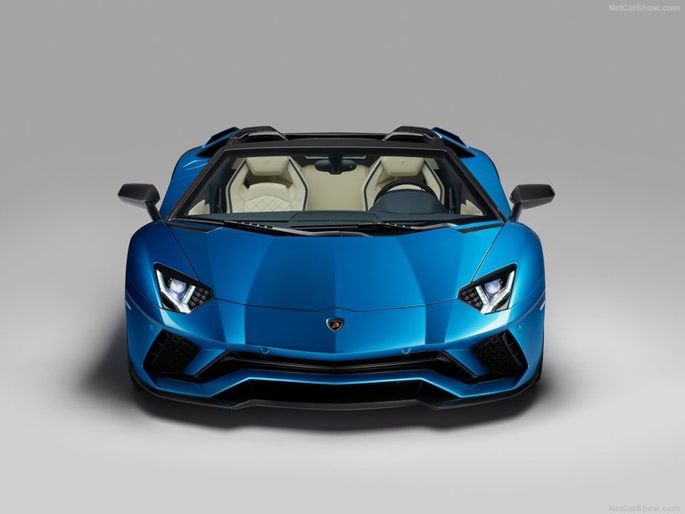 Lamborghini-Aventador_S_Roadster-2018-1024-05.jpg