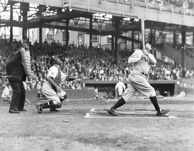 Babe-Ruth-at-bat.jpeg