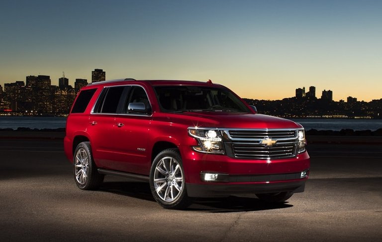 2018-Chevy-Tahoe-front-view-grille.jpg