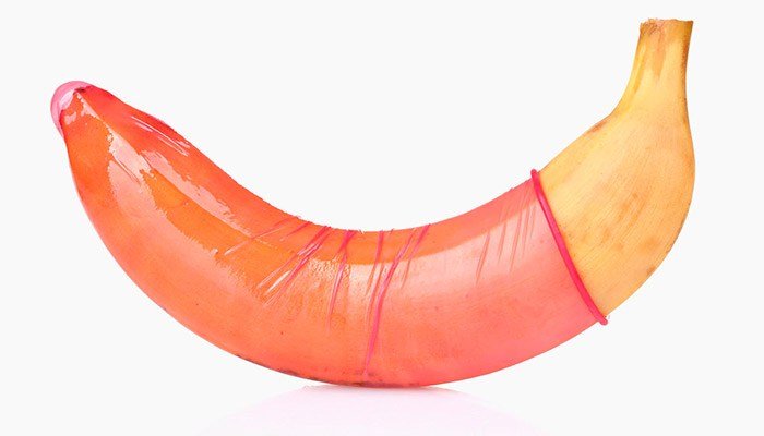 1681650-poster-1280-banana-condom_0.jpg