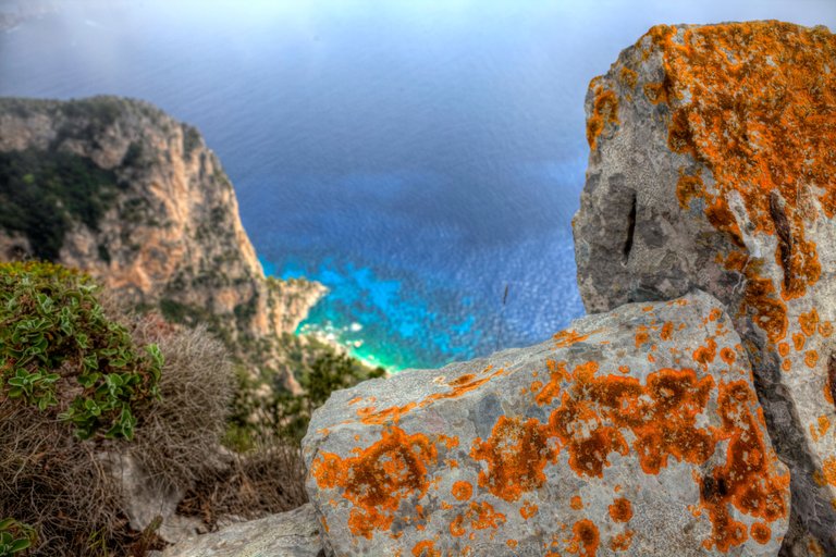 Amalfi 52 HDR.jpg