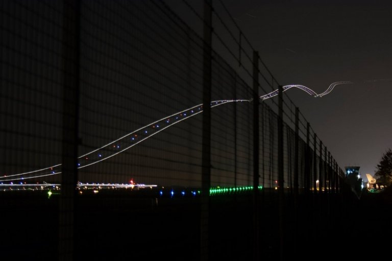 Long exposure of a plane taking off.jpg