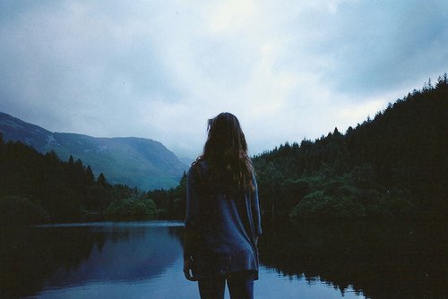 faceless-fog-girl-lagoon-mountain-favim_com-164851.jpg