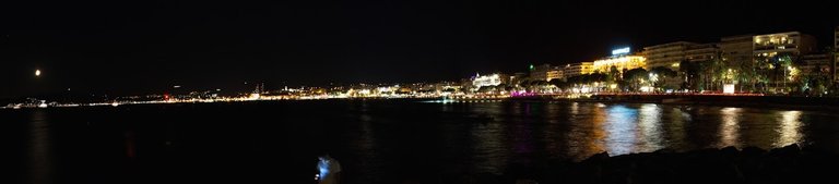 cannes_ejjel_panorama2.jpg