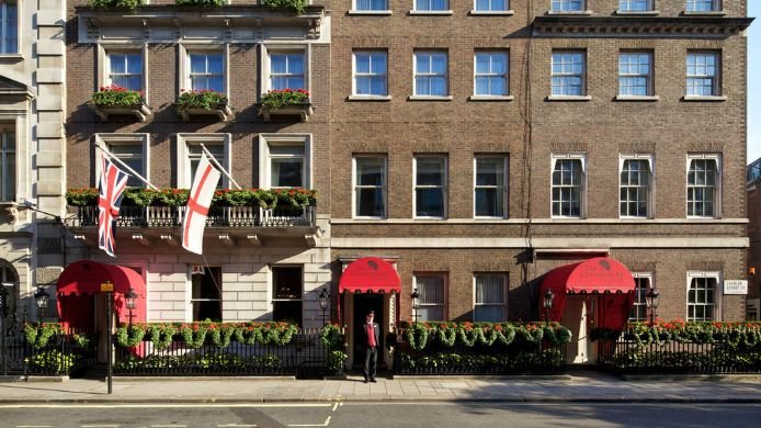 The_Chesterfield_Mayfair_Red_Carnation_Hotel-London-Aussenansicht-1-1193.jpg