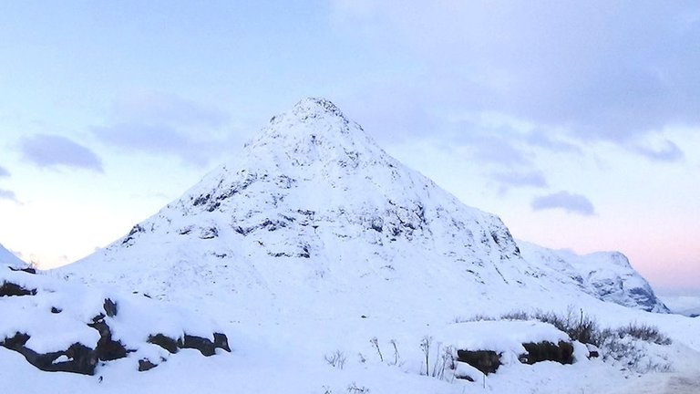 4 Buachaille Etive Beag from the road.jpg