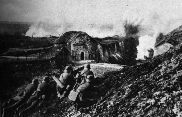 WWI Attack on Fort Vaux 1916_0.jpg