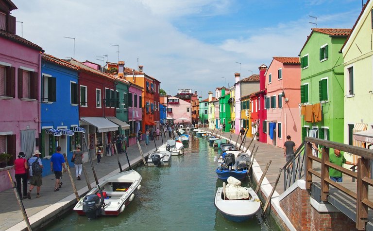 burano canal.jpg