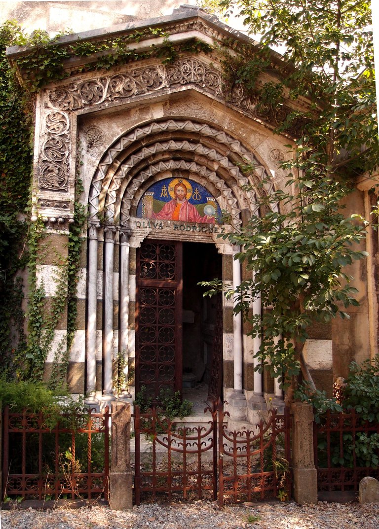 Genova_Cimitero monumentale di Staglieno_Steemit.jpg