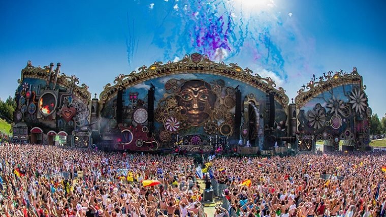 tomorrowland-u-760x427.jpg