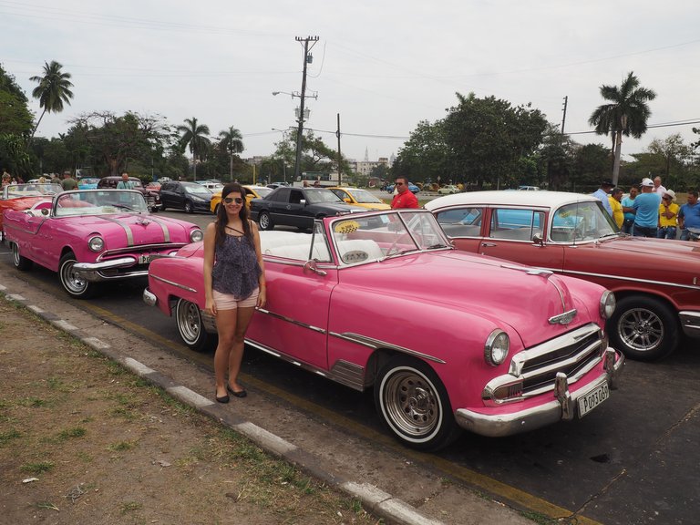 Oldtimer-in-Cuba.jpg