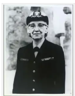 grace hopper pic.png