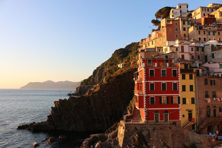 Italy_Cinque Terre_Mountain and Architecture.JPG