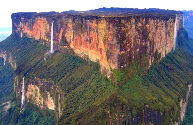 Monte Roraima, Venezuela.jpg