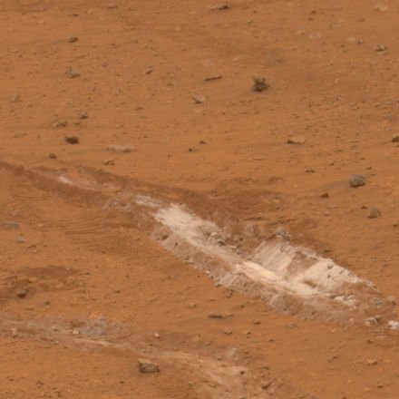 440px-Spirit_Mars_Silica_April_20_2007.jpg