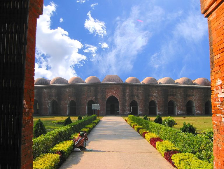 Sixty-Dome-Mosque.jpg