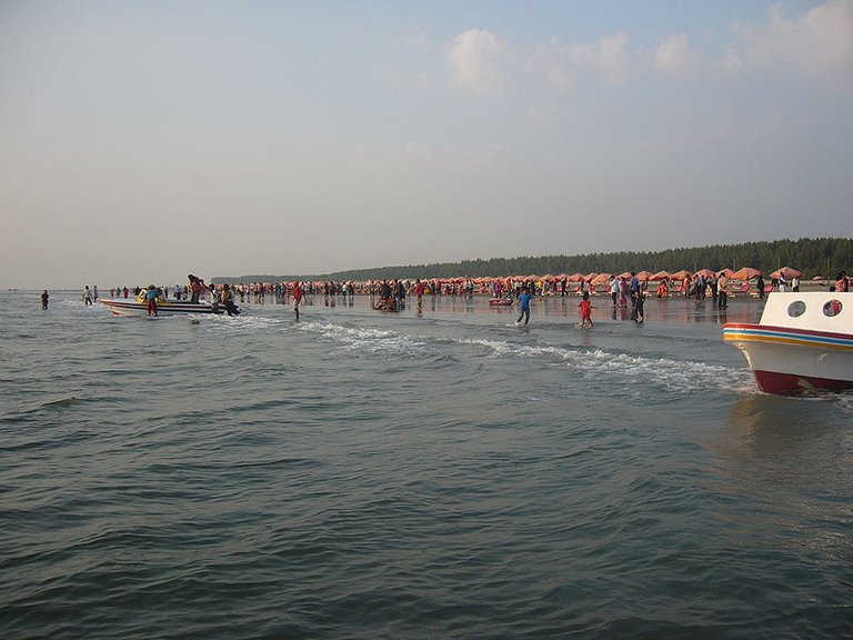 800px-CoxBazar_Beach_2.JPG