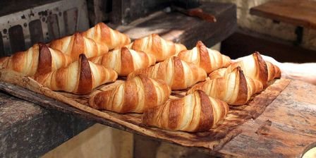 1572374_3_faf3_des-croissants-chauds.jpg