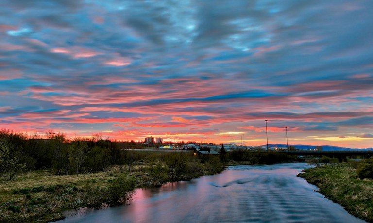 reykjavik_river_twilight__freebie__by_somadjinn-dbqdfu9 4.jpg