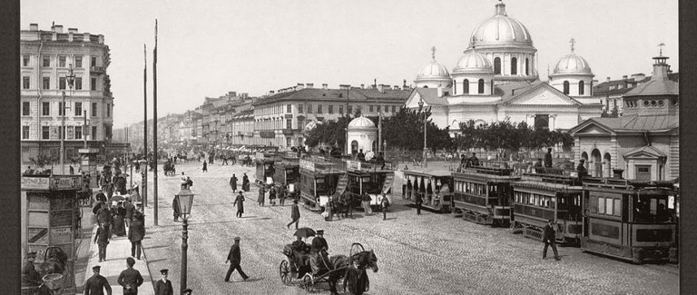 historic-bw-photos-of-st-petersburg-russia-in-the-19th-century-07-1040x440.jpg