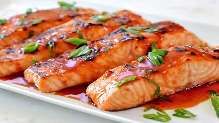 Thai-Chili-Glazed-Salmon-1-1024x699-1-1024x699_720x405.jpg