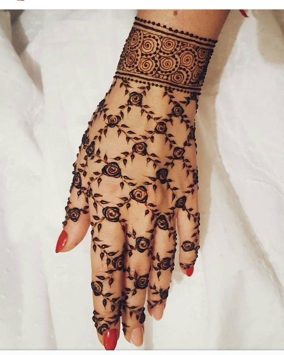 Unique-henna-designs-for-your-mehndi (4).jpg