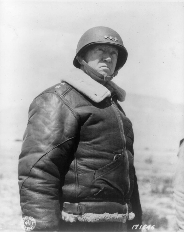 general-george-s-patton-402041_1920.jpg