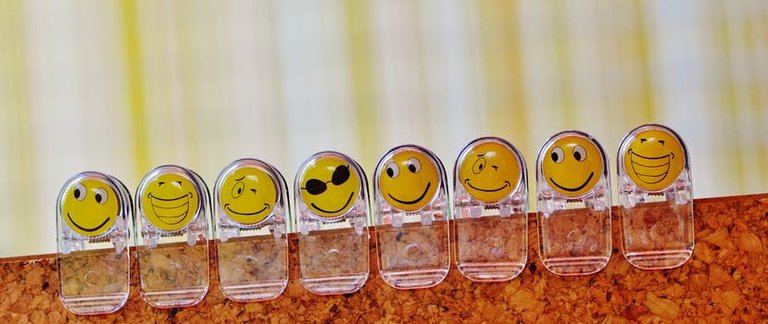 smilies-funny-emoticon-faces-160760.jpeg