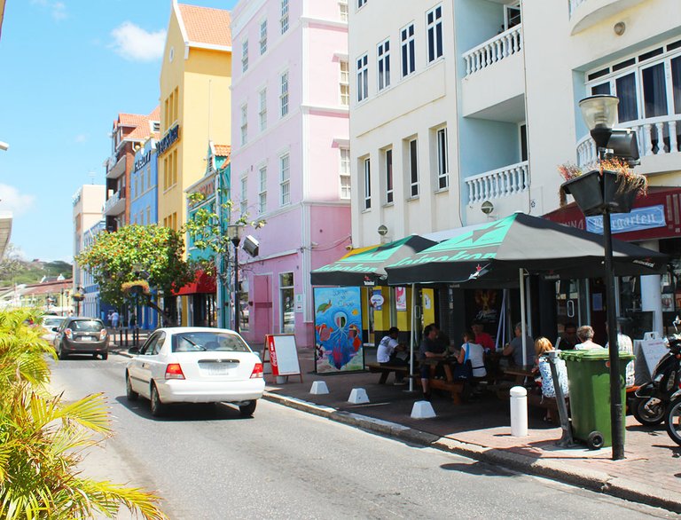 Willemstad Curacao.jpg