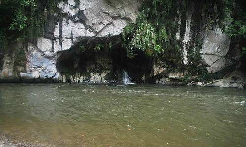 CUEVA DEL GUACHARO..jpg