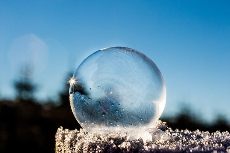 frozen-bubble-1943224_960_720.jpg