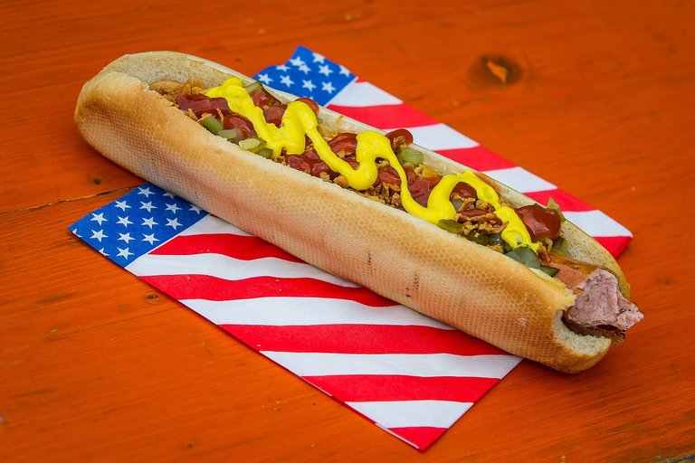 hot-dog-2707798_1280.jpg