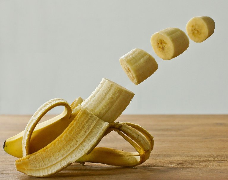 banana-2181470_1280.jpg