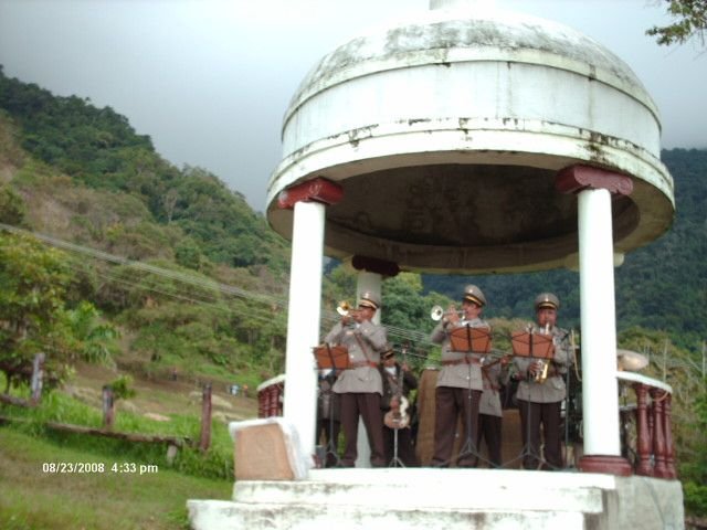 HPIM0896Musicos del Parque Tematico Venezuela de  Antier.JPG