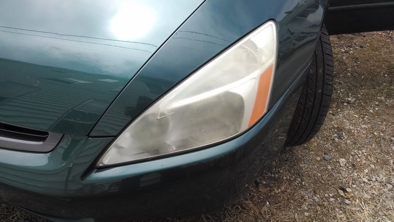 2014 headlight green before 1.jpg